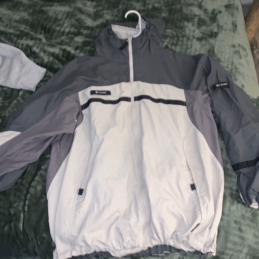 Columbia rain coat